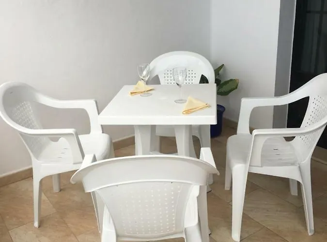 Golden * 科斯塔特吉塞